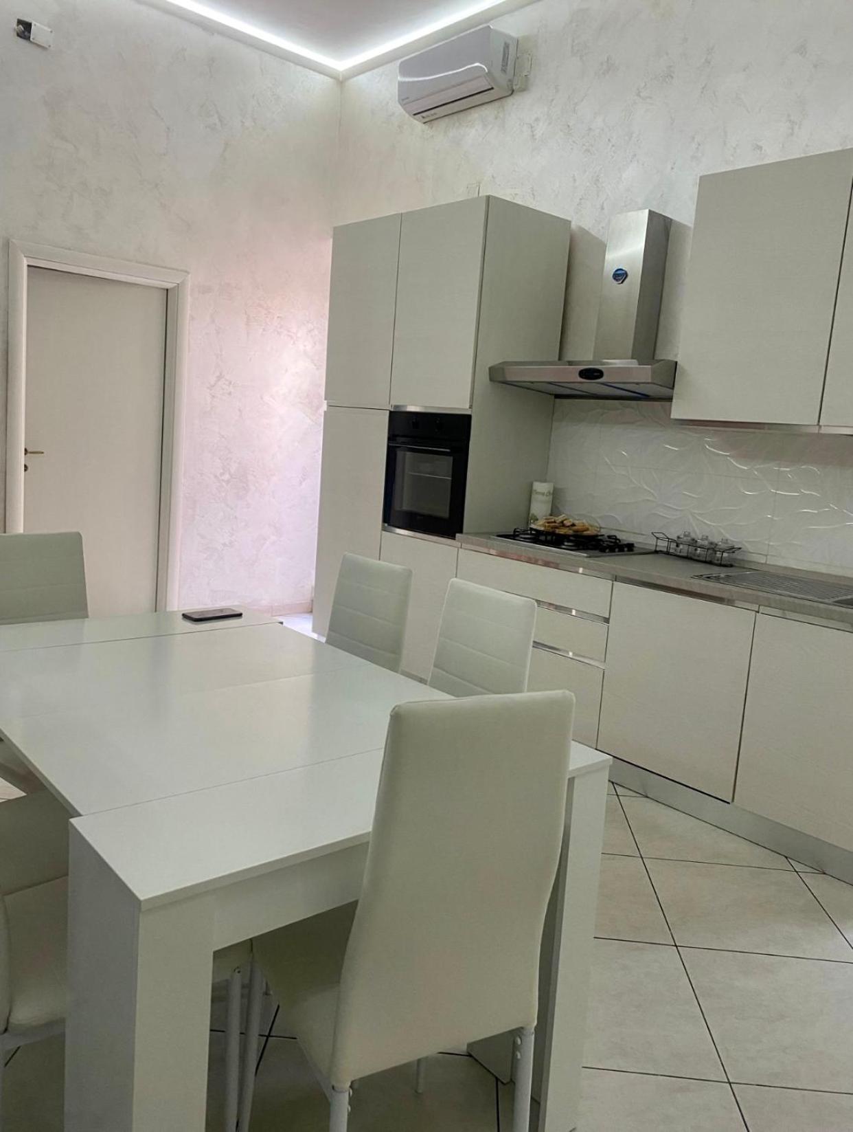 Holiday In Center Apartment Naples